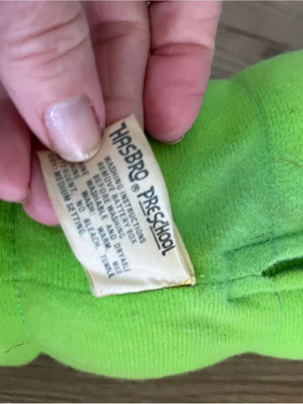 Vintage 1982 Hasbro Preschool Gloworm Green Plush Doll No Bulb Not Tested